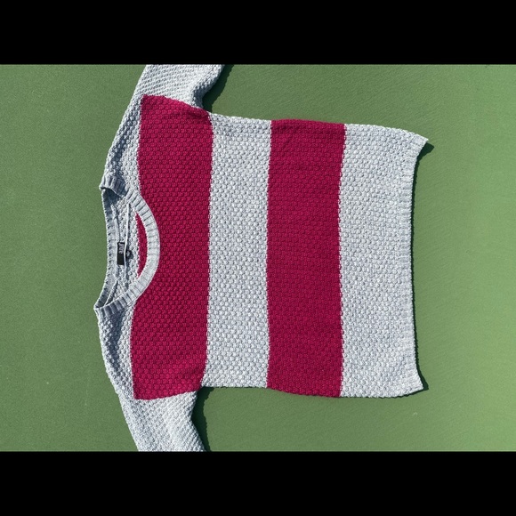 Sweater - Picture 4 of 7